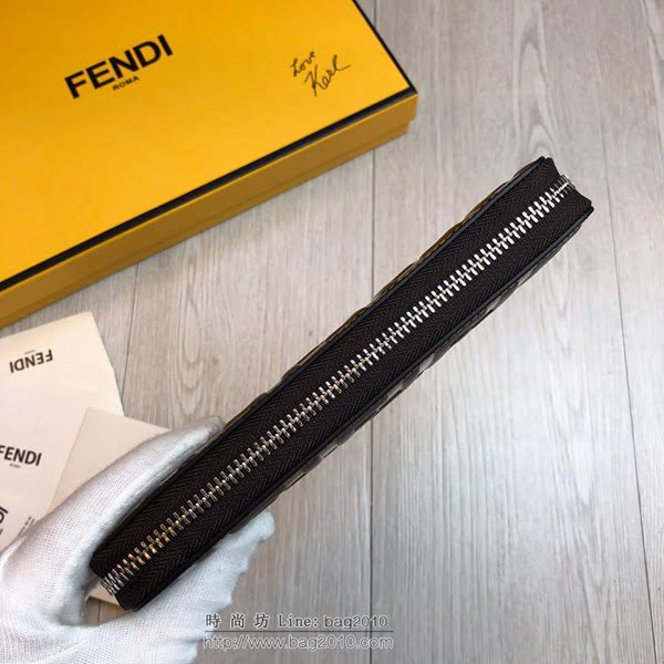 FENDI拉鏈錢包 19年春夏季最新手包 小摔牛皮 芬迪長錢包  fdz2135
